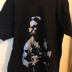 Arnold Swartzeneggar t shirt